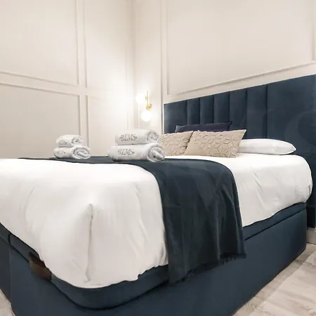 Appartement Historic Charm Steps From Landmarks By Rems *