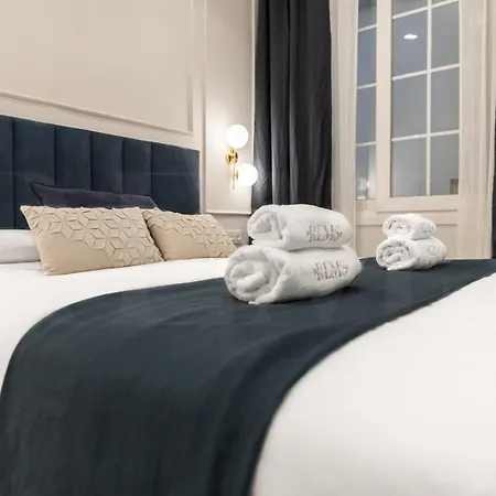 Appartement Historic Charm Steps From Landmarks By Rems
